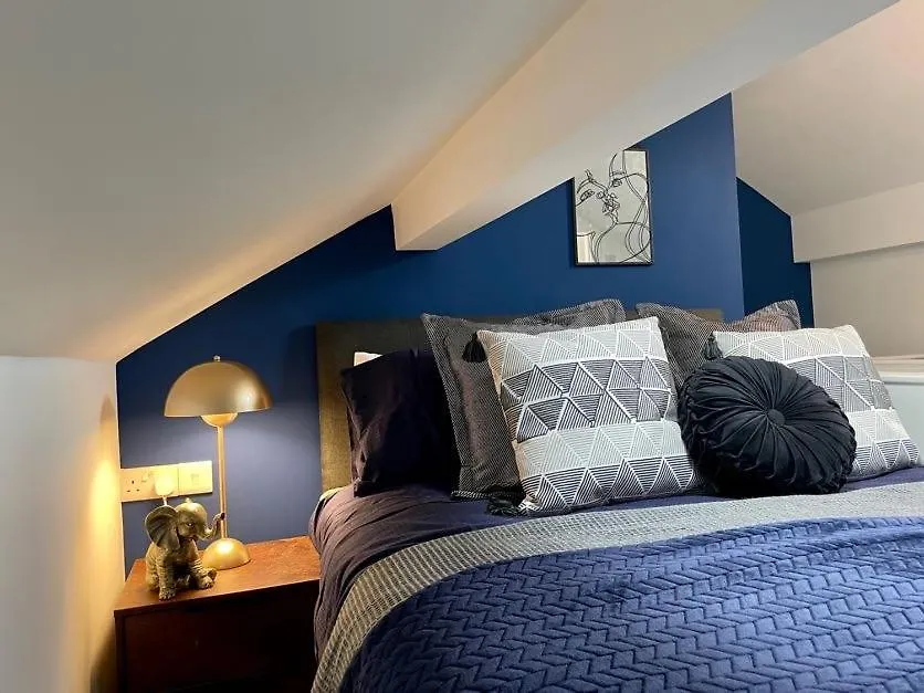 Πανσιόν Boutique 5 Bed Home On Birdwell Road - Free Parking Σέφιλντ