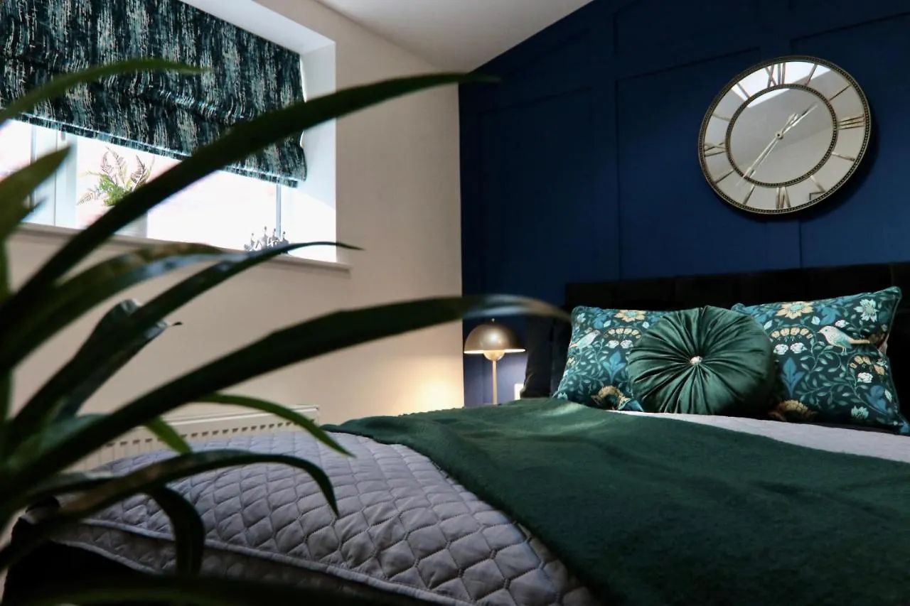 Boutique 5 Bed Home On Birdwell Road - Free Parking Sheffield 0*,