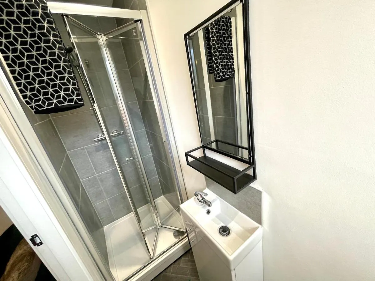 Boutique 5 Bed Home On Birdwell Road - Free Parking Sheffield Regno Unito