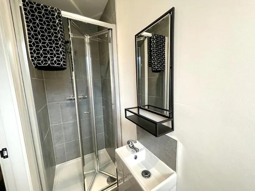 Πανσιόν Boutique 5 Bed Home On Birdwell Road - Free Parking Σέφιλντ